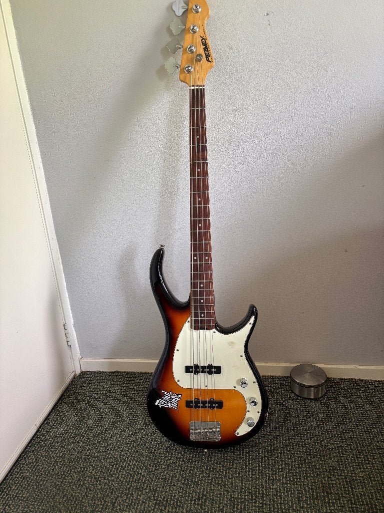 milestone basgitaar, Ophalen, Gebruikt, Overige aantallen, Overige merken