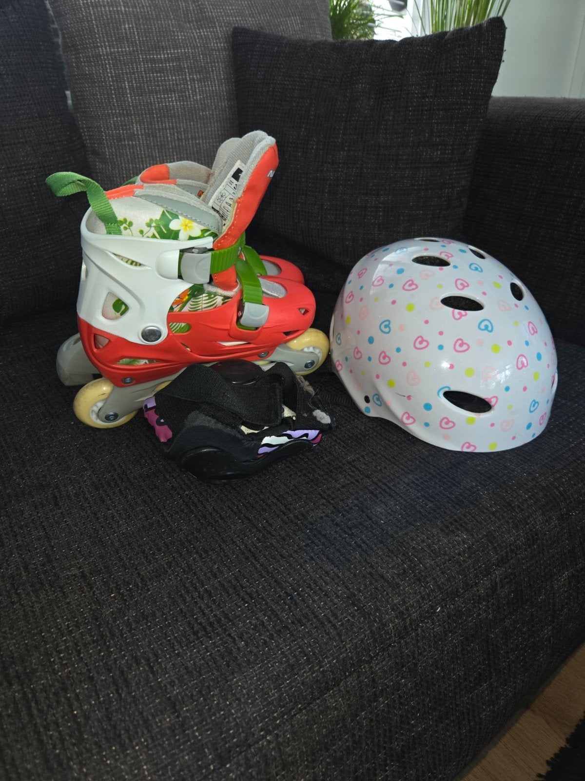 Nijdam rolschaatsen set met helm en beschermers, Ophalen of Verzenden, Gebruikt, Overige typen, Nijdam