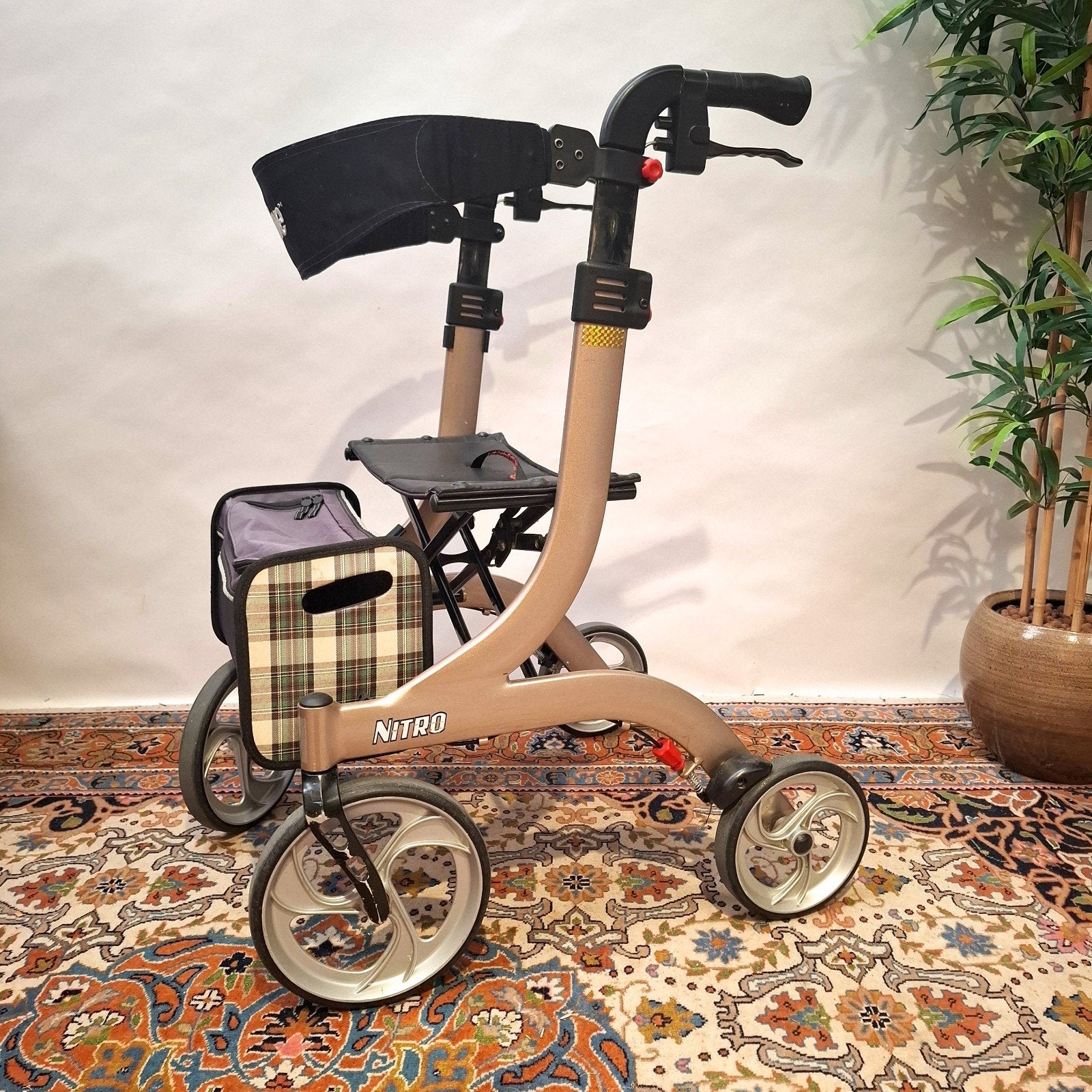 Rollator walking aid Nitro M Drive, Diversen, Ophalen, Gebruikt, X, X