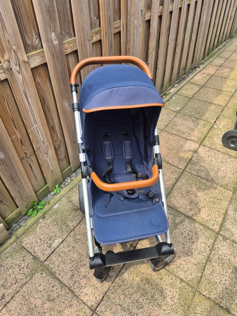 Mutsy kinderwagen/buggy in goede staat, Kinderen en Baby's, Buggy's, Ophalen, Gebruikt, Overige merken, Verstelbare rugleuning