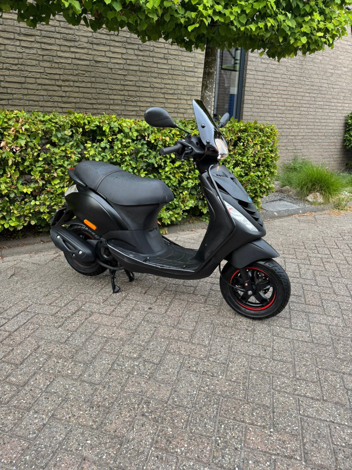 Zip SP I-Get Piaggio 4T 50cc 2020 brommer schade vrij, Fietsen en Brommers, Scooters | Piaggio, Maximaal 45 km/u, Zip, Nieuw, Ophalen of Verzenden