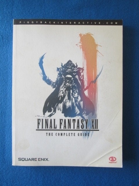 Final Fantasy XII (12) strategy guide hintboek (PS2), Spelcomputers en Games, 1 speler, Ophalen of Verzenden, Zo goed als nieuw