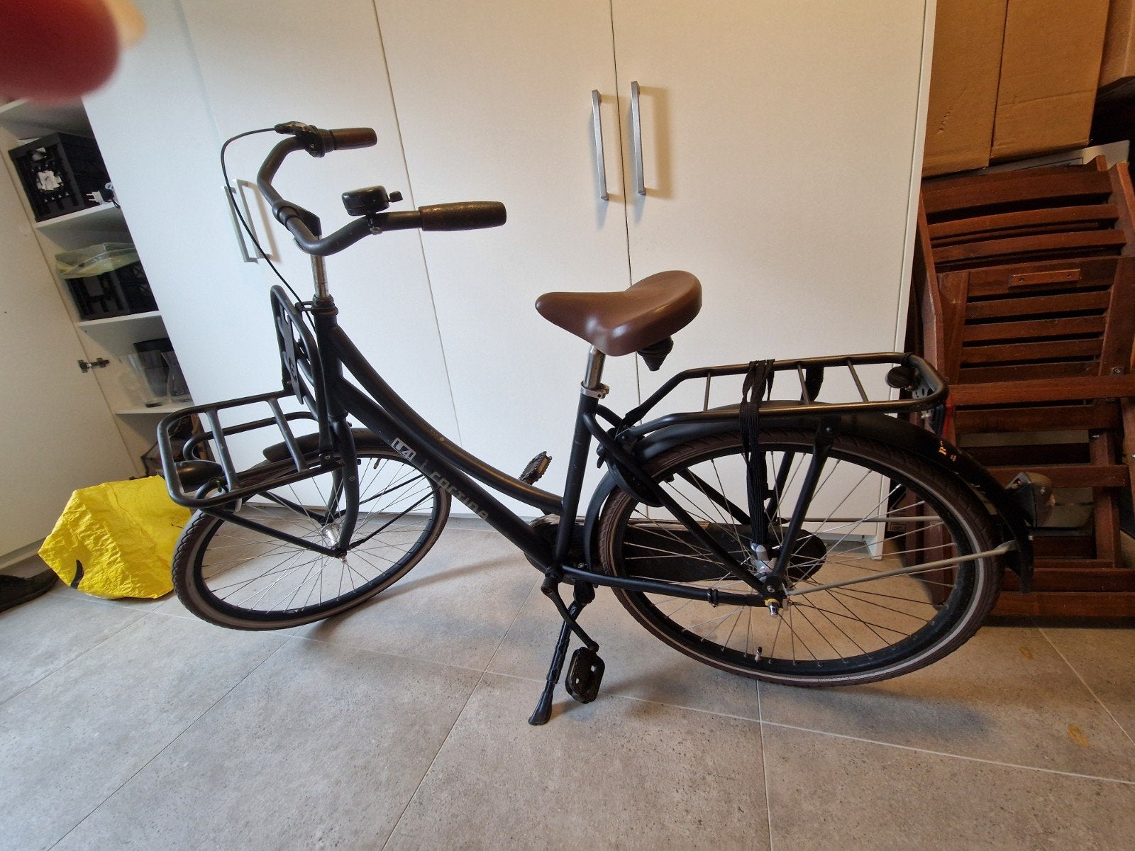 Zwarte Cortina U4 transportfiets 26 inch, Terugtraprem, Gebruikt, Cortina U4 transportfiets, Versnellingen