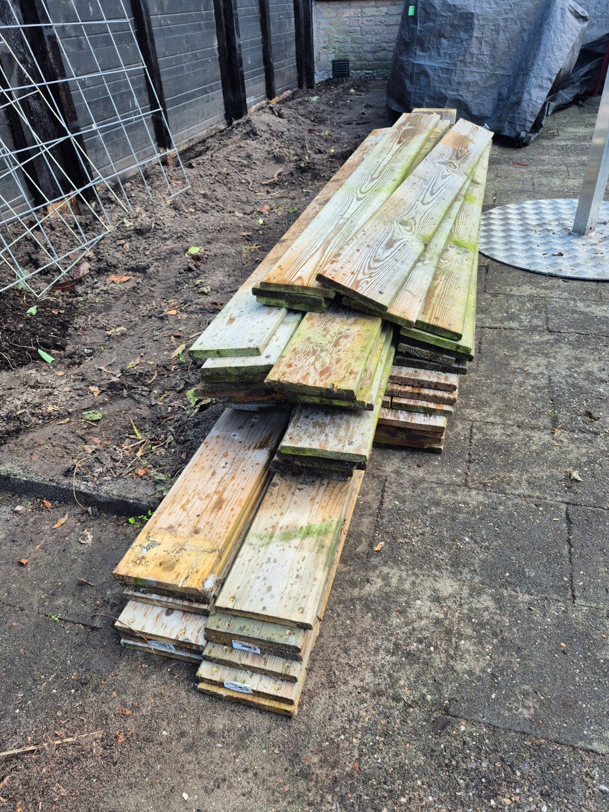 gratis, Gebruikte schuttingplanken - Diverse lengtes, Ophalen, Gebruikt, Minder dan 3 meter, Minder dan 1 meter