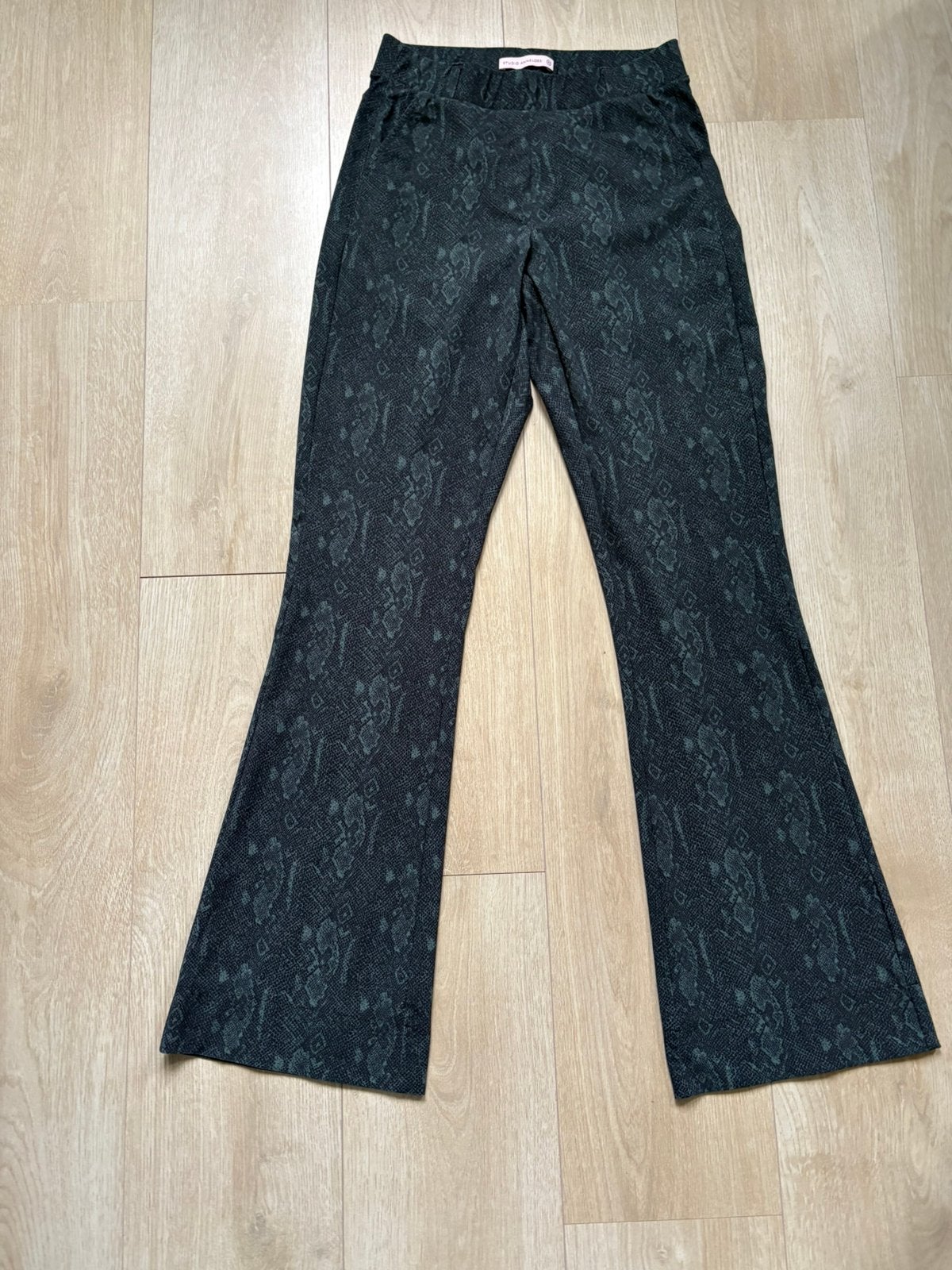 Slangenprint broek Studio Anneloes, Ophalen of Verzenden, Zo goed als nieuw, Maat 34 (XS) of kleiner, Lang