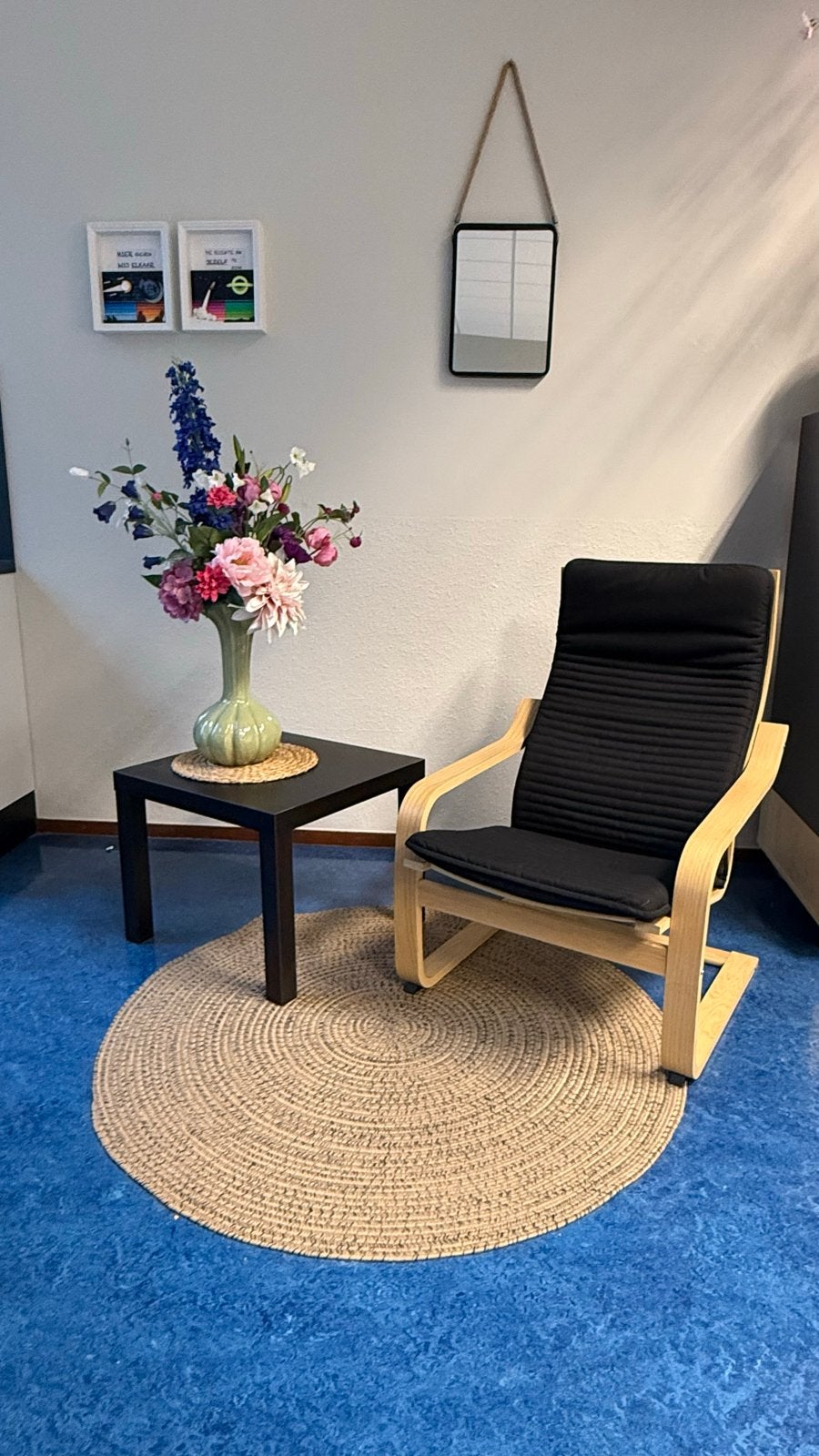 Ikea fauteuil zwarte kussens en houten frame, Gebruikt, Zwart, Ophalen of Verzenden, Eén