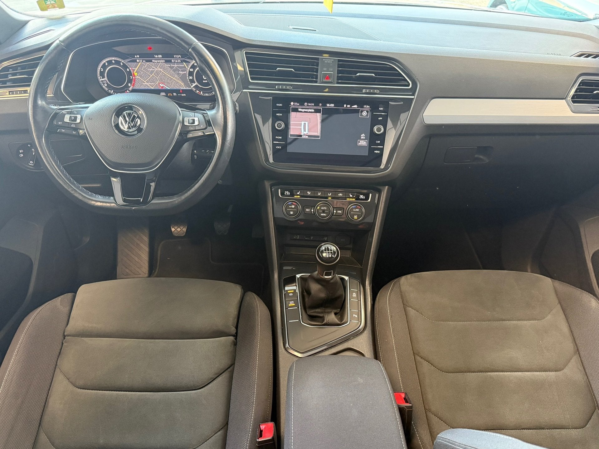 Volkswagen Tiguan 1.4 TSI 1e EIG | R-LINE | PANO DAK | VIRTU, Voorwielaandrijving, Dealer onderhouden, 125 pk, Gebruikt