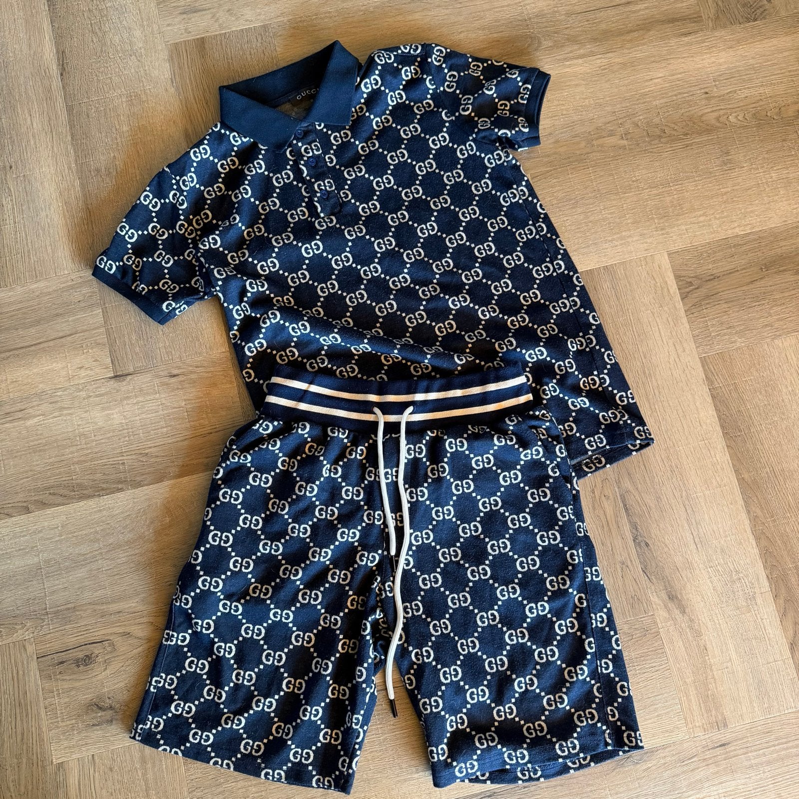 Gucci Monogram Polo Shirt & Shorts Set - Jongen of Meisje, Kleding | Heren, Ophalen of Verzenden, Zo goed als nieuw