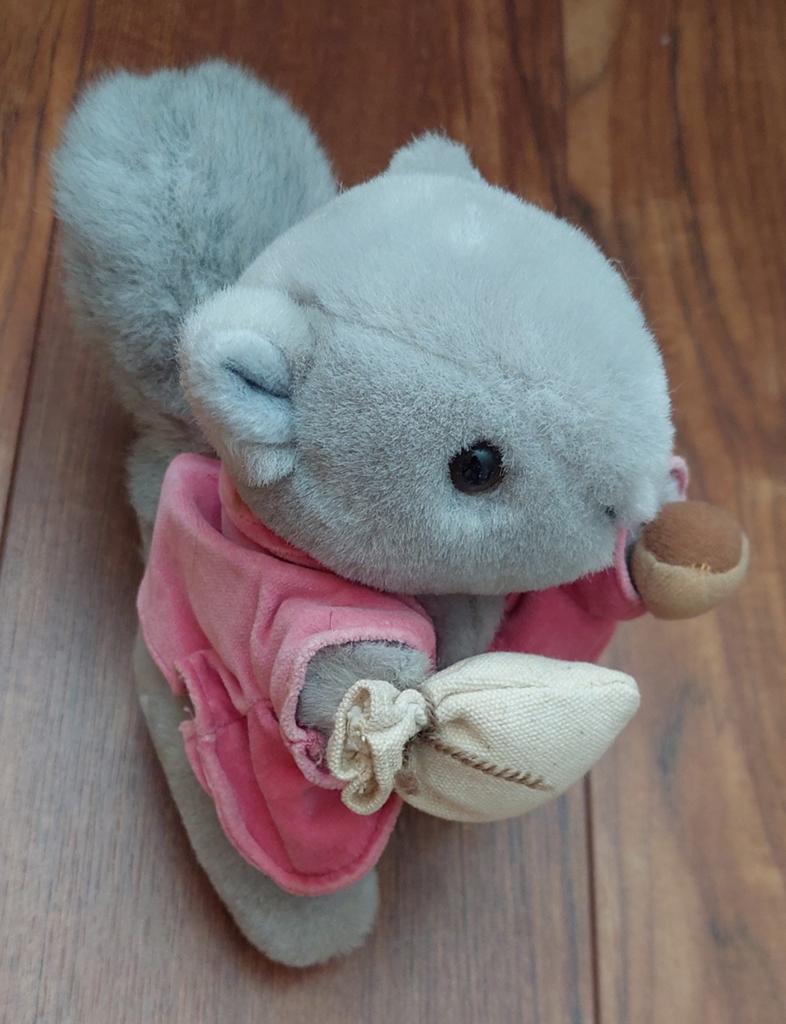 Timmy Tiptoes - Beatrix Potter - knuffel eekhoorn (ca 20 cm), Ophalen of Verzenden, Overige typen