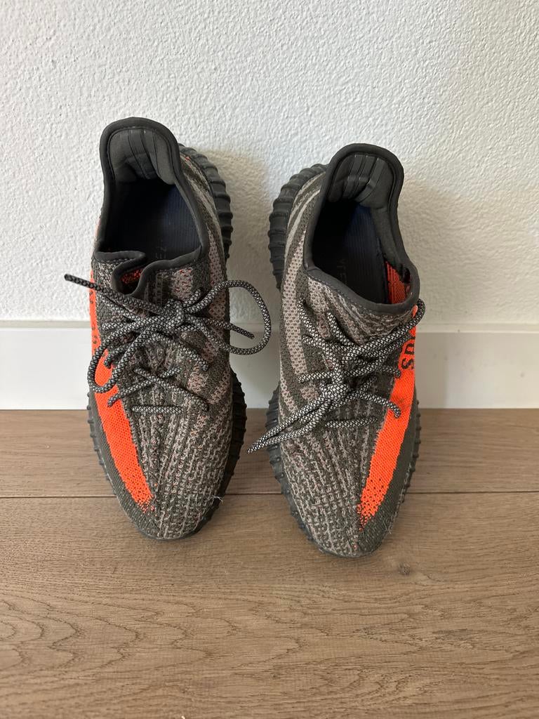 Adidas Yeezy Boost 350 V2 Beluga 2.0, Ophalen of Verzenden, Zo goed als nieuw, Hardloopschoenen, Adidas