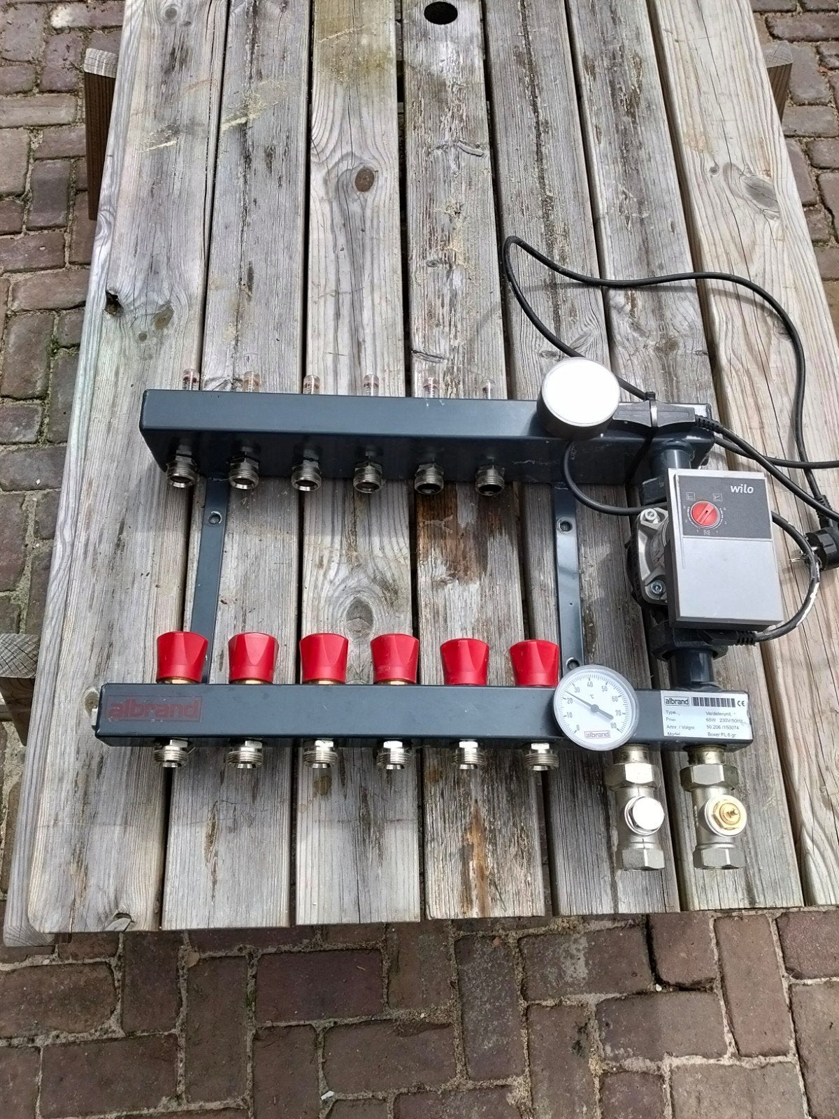 Albrand Boxer 6 groepen vloerverwarming verdeler, Ophalen of Verzenden, Gebruikt, Overige typen