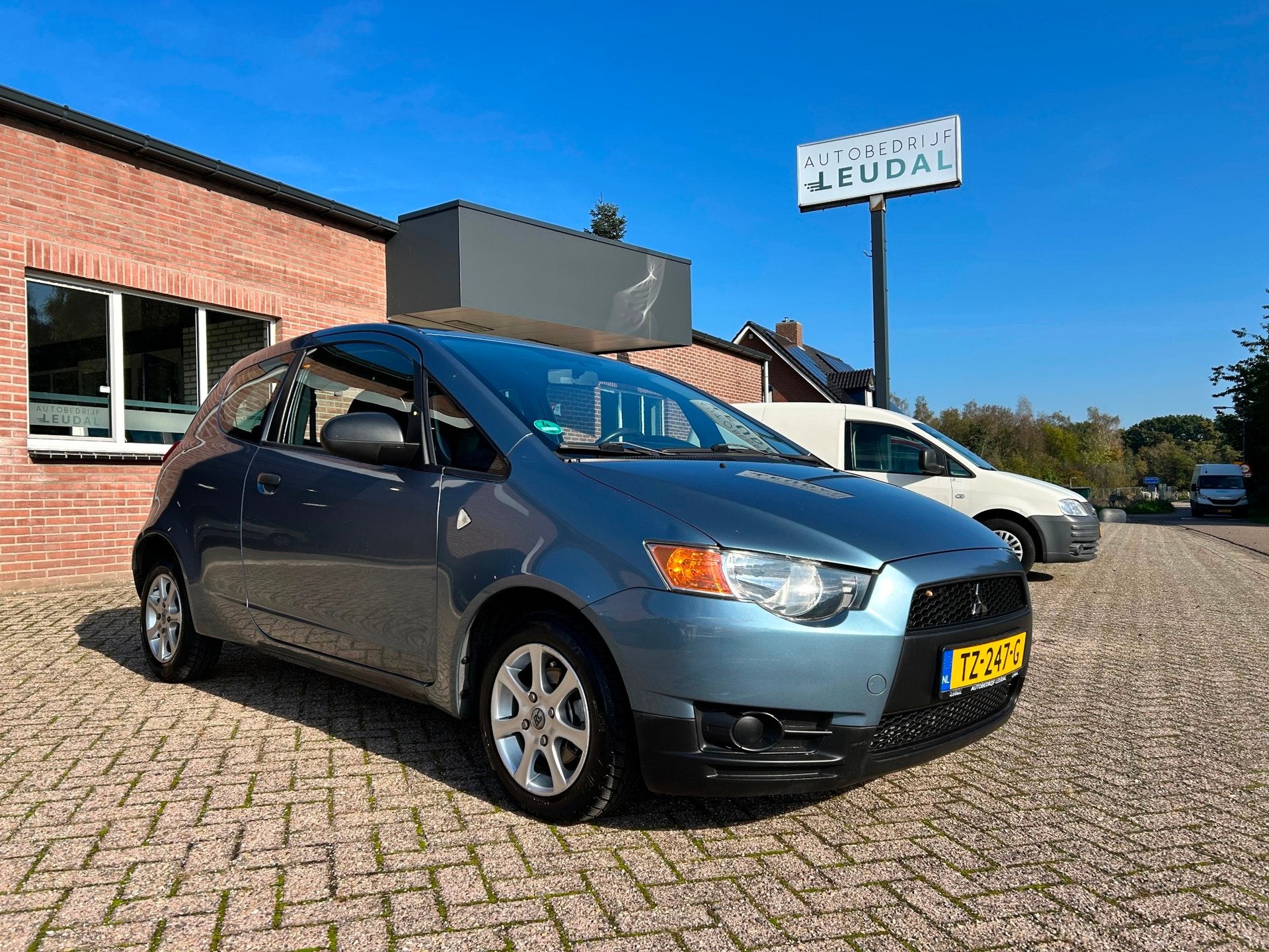 Mitsubishi Colt 1.1 Inbusiness // APK 26-8-2027 // Airco, Auto's, Voorwielaandrijving, Gebruikt, Blauw, Colt