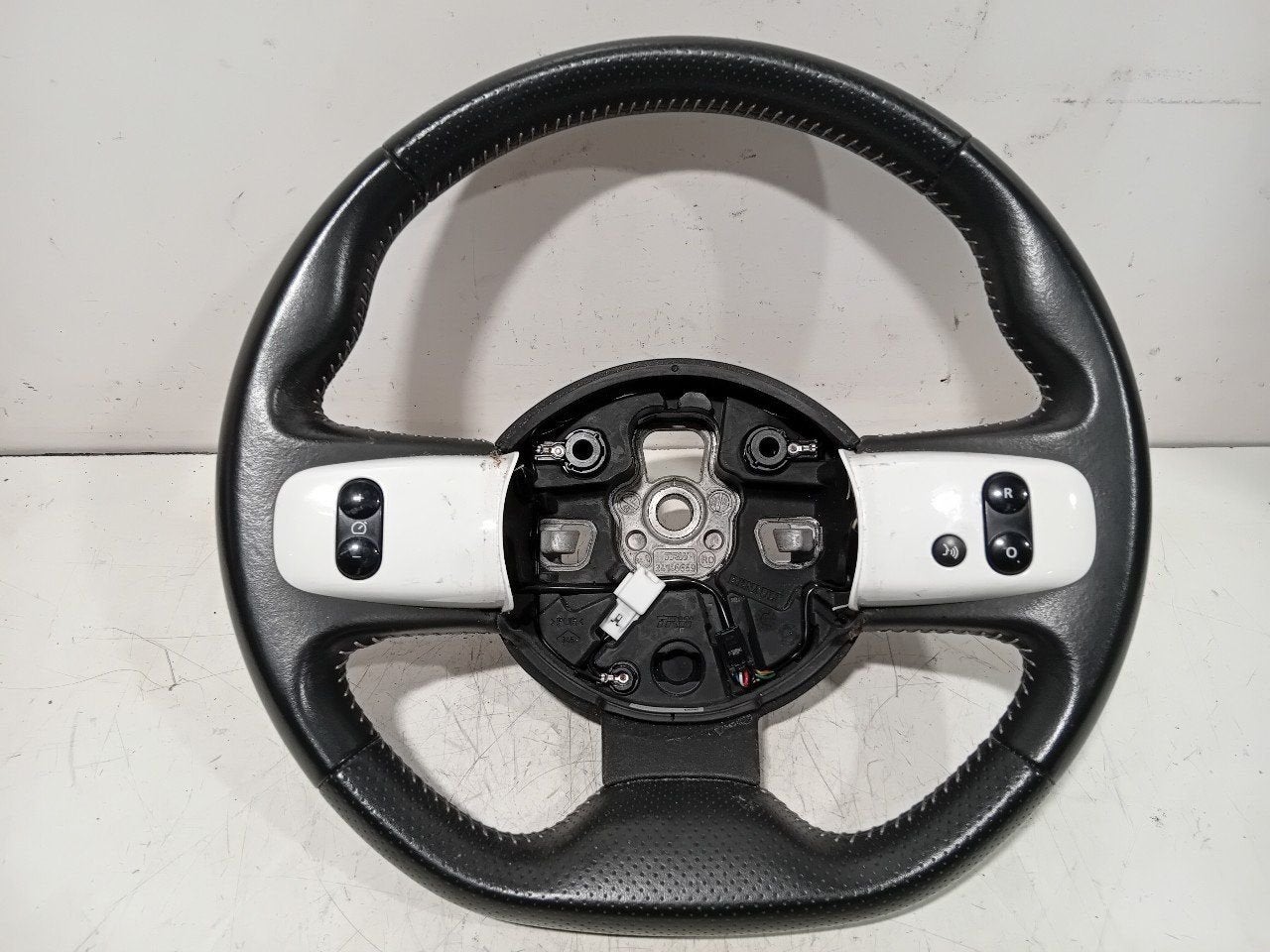Stuur Renault Twingo, Onderdelen@venauto.nl, Van der Ven Autorecycling B.V., Gebruikt, Ettenseweg 76, 4706 PB Roosendaal, The Netherlands