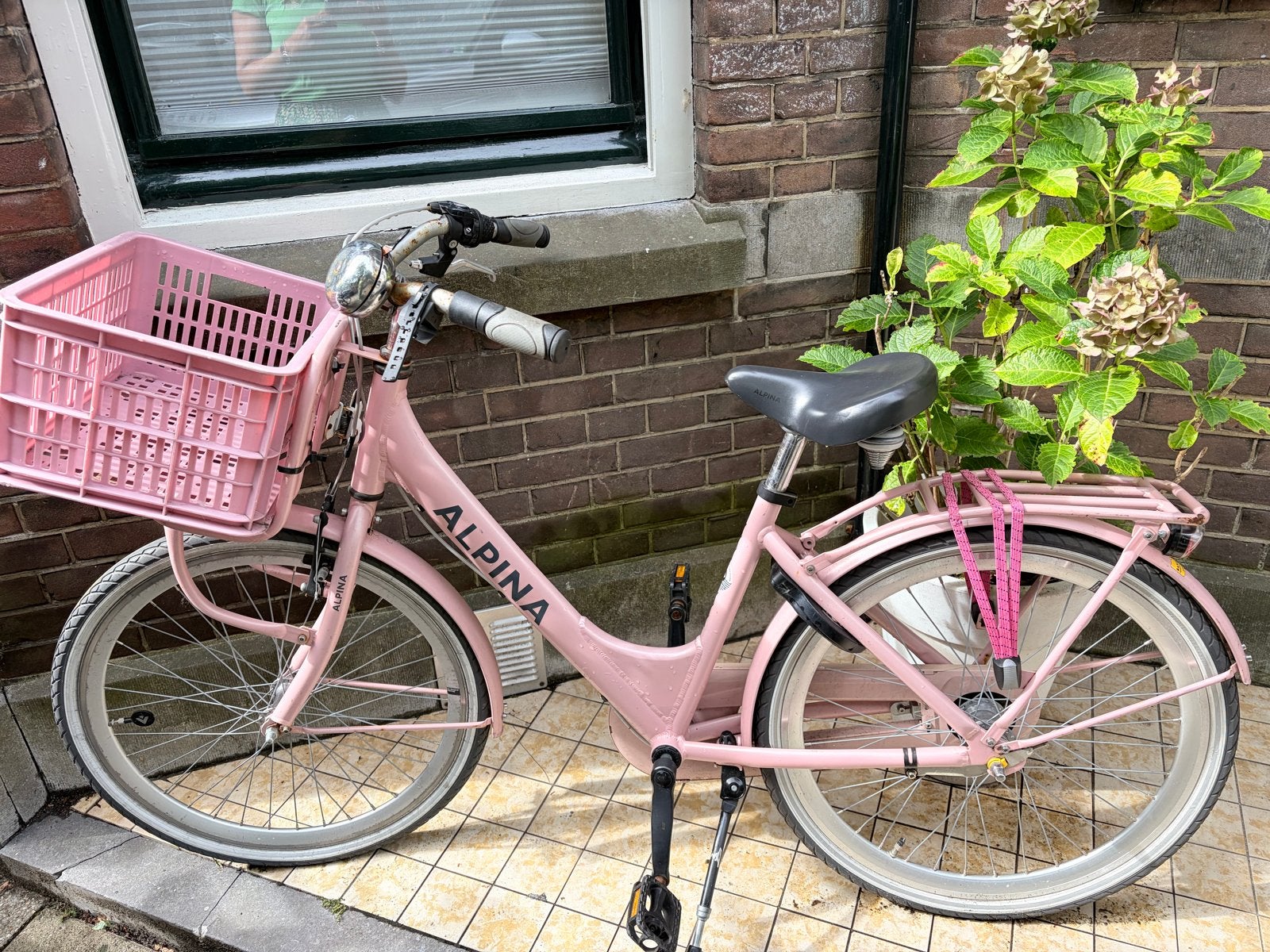 Roze kinderfiets 24 inch met 3 versnellingen, Ophalen of Verzenden, Gebruikt, 24 inch, Versnellingen