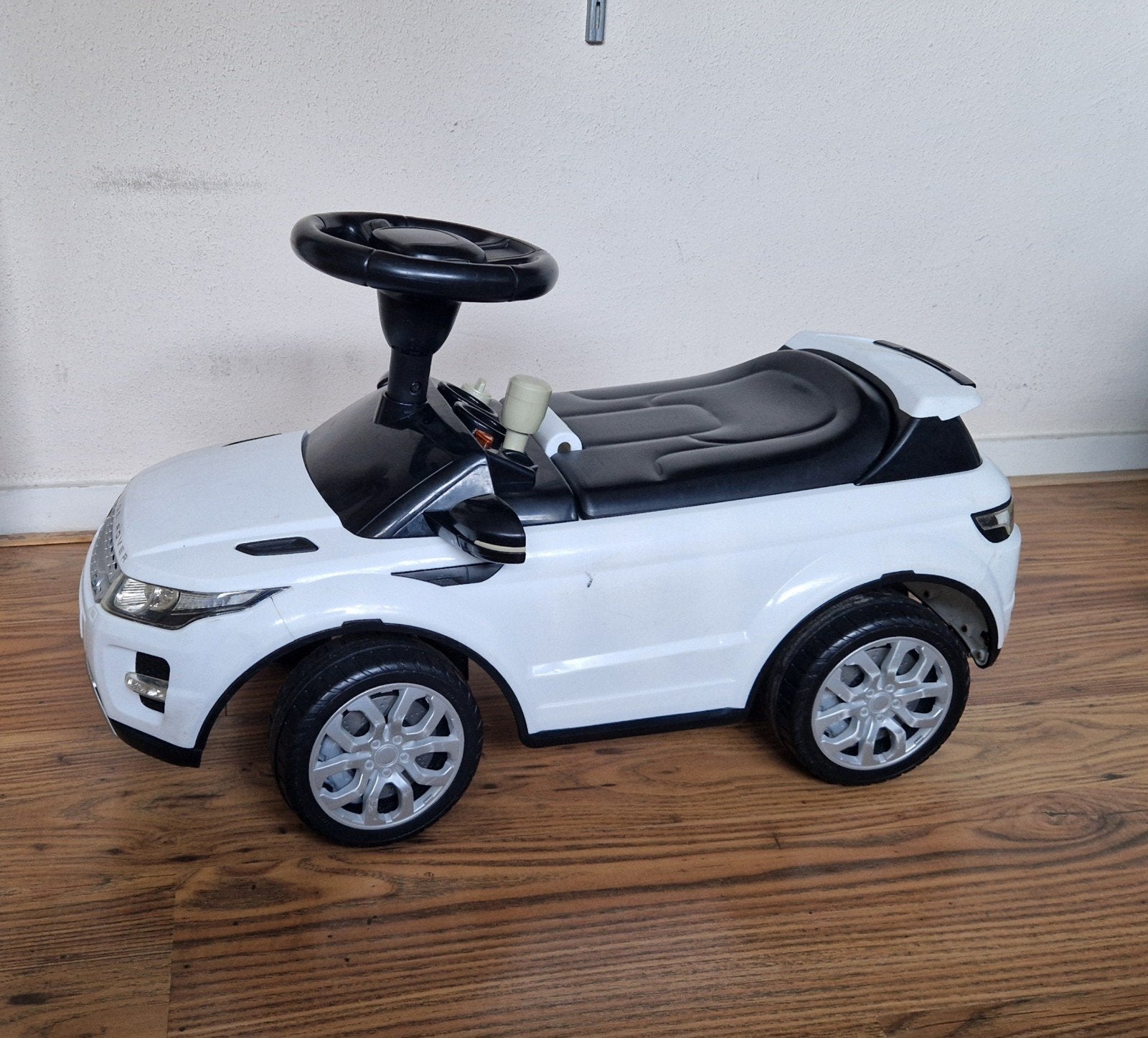 loopauto Range Rover, Ophalen