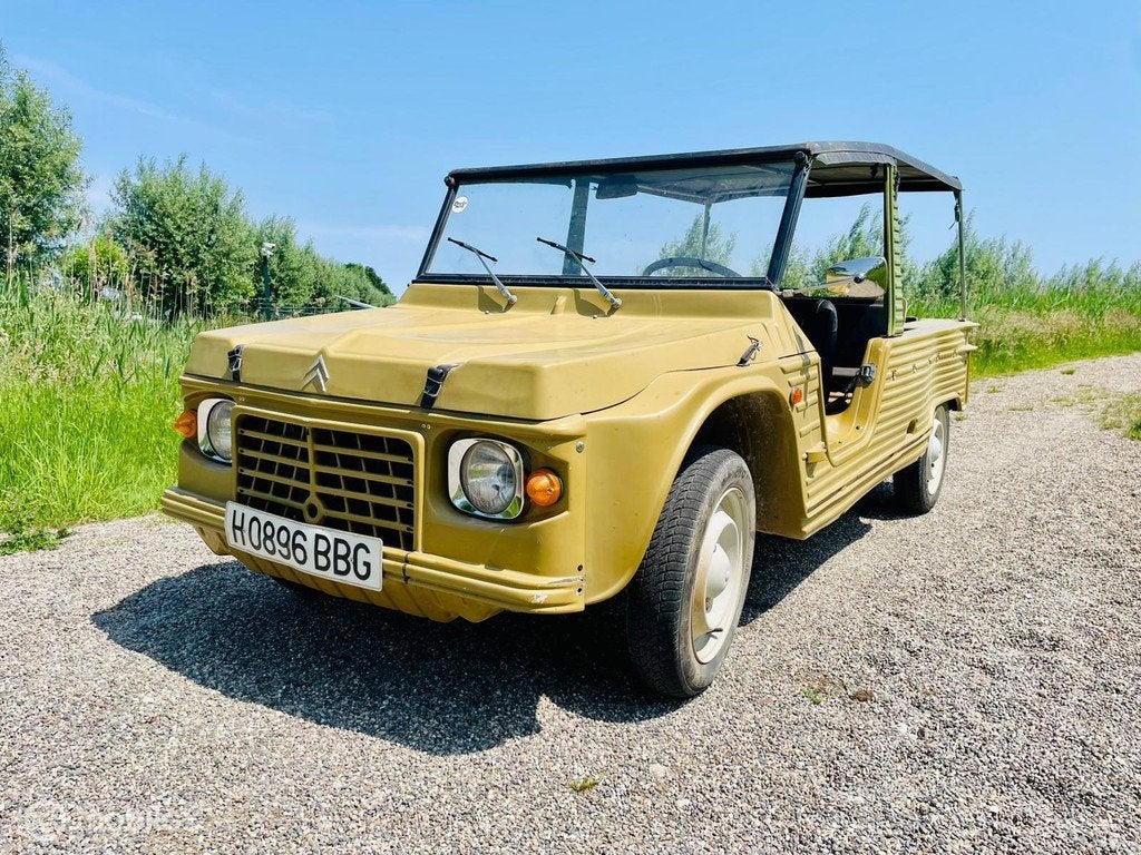 Mehari groen 4 persoons 05-1974 36.252 km import Spanje, Voorwielaandrijving, 602 cc, Zwart, 4 stoelen