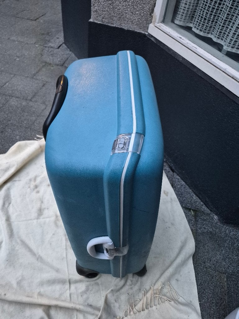 Amarican Tourist Vier dubbele ‘silent wheels’ verstelbare, Gebruikt, Hard kunststof, 70 cm of meer, 55 cm of meer