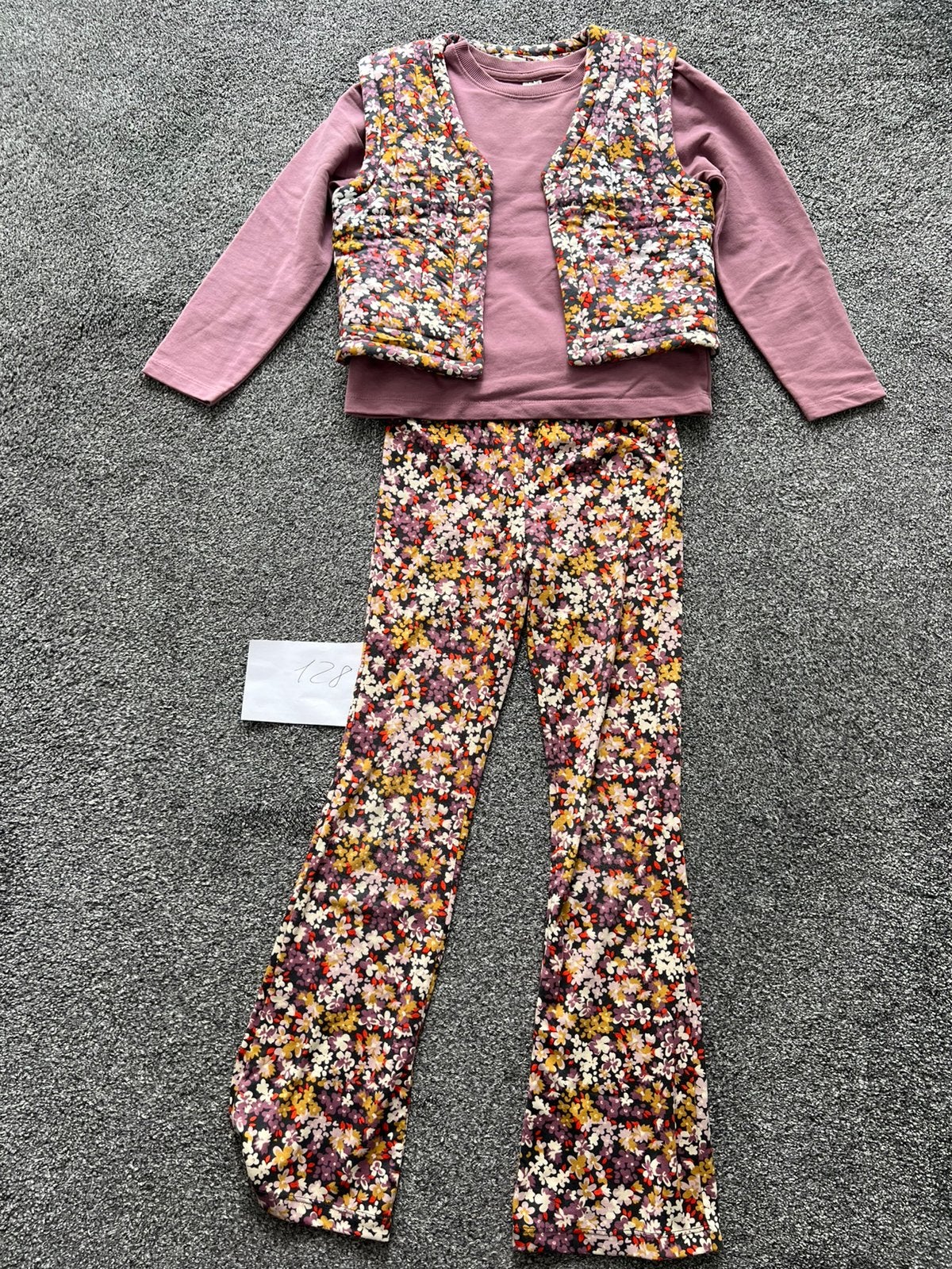 Broek setje maat 122/128, Ophalen, Zo goed als nieuw, Meisje