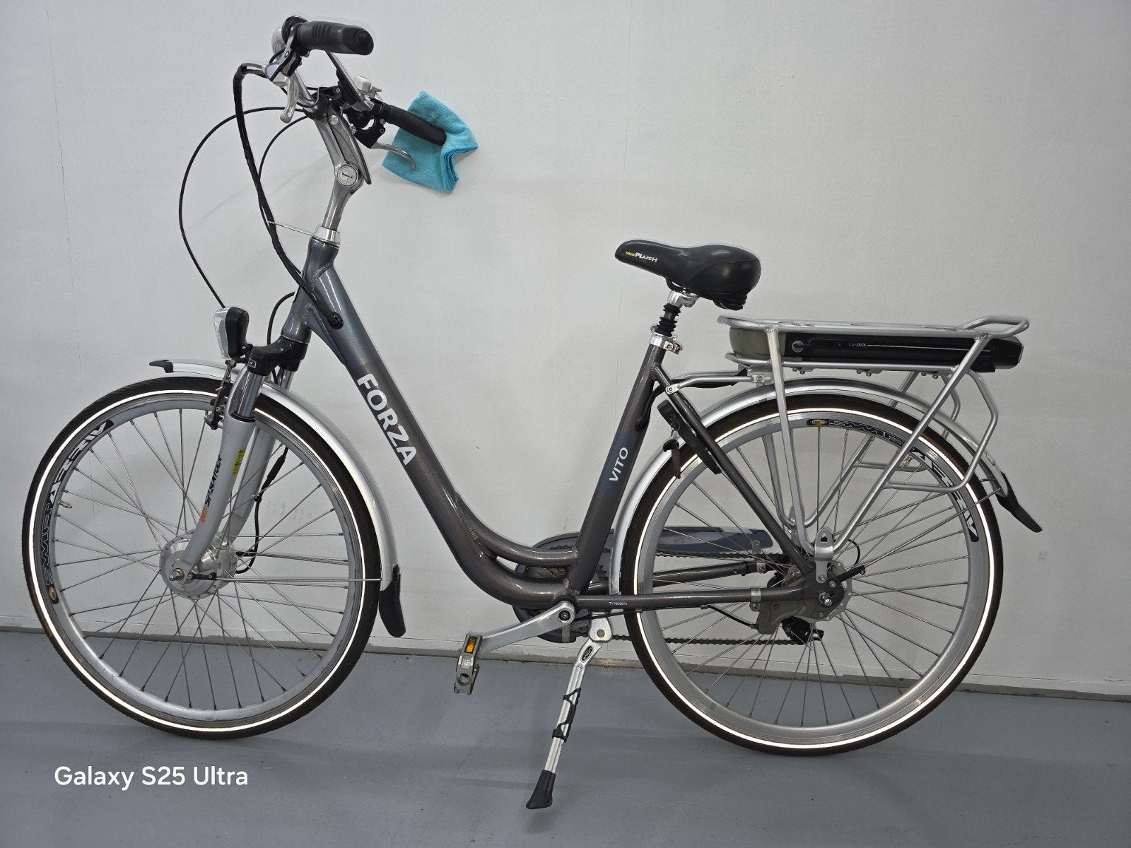 Forza Vito E-Bike 50cm - Voormotor - 80-100km Actieradius, Forsa, Zo goed als nieuw, Forza, Forza