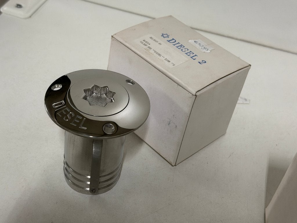 RVS Diesel vuldop /dekvuldop 51 mm Belship 018314, Watersport en Boten, Ophalen of Verzenden, Nieuw, Lijn of Blok