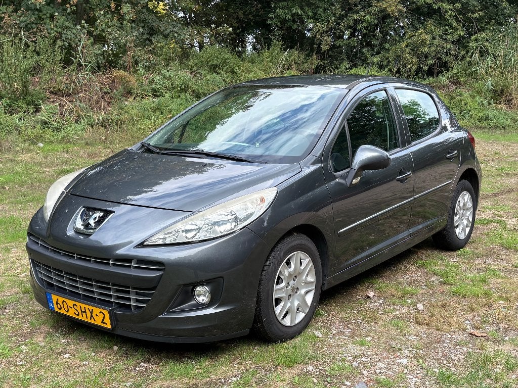 Peugeot 207 1.4 VTi (2011) grijs, ketting recent vervangen!, Voorwielaandrijving, Stof, Zwart, 1064 kg