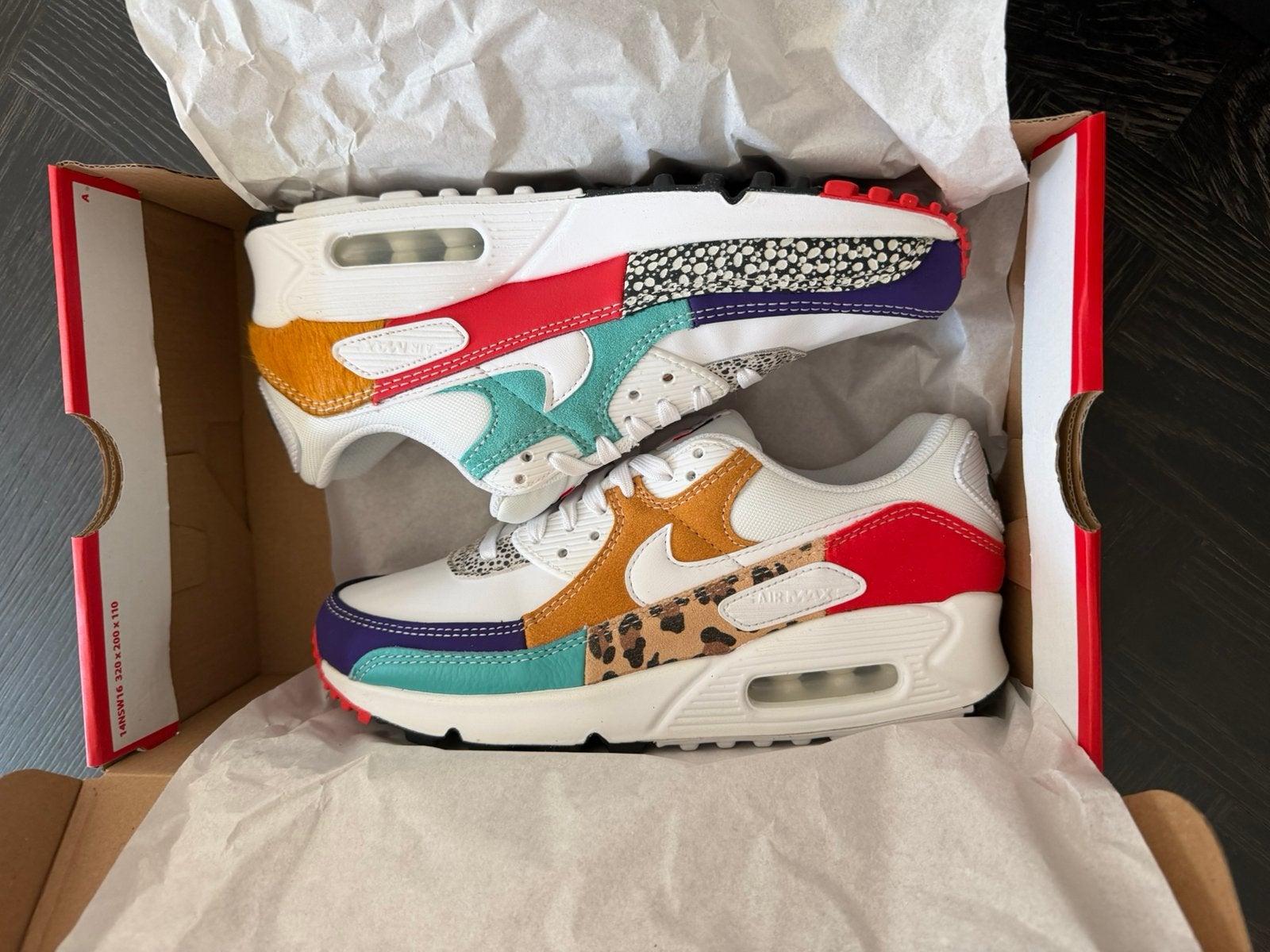 Nike Air Max 90 SE Animal white mt. 39 nieuw!, Wit, Nieuw, Ophalen of Verzenden, Sneakers of Gympen