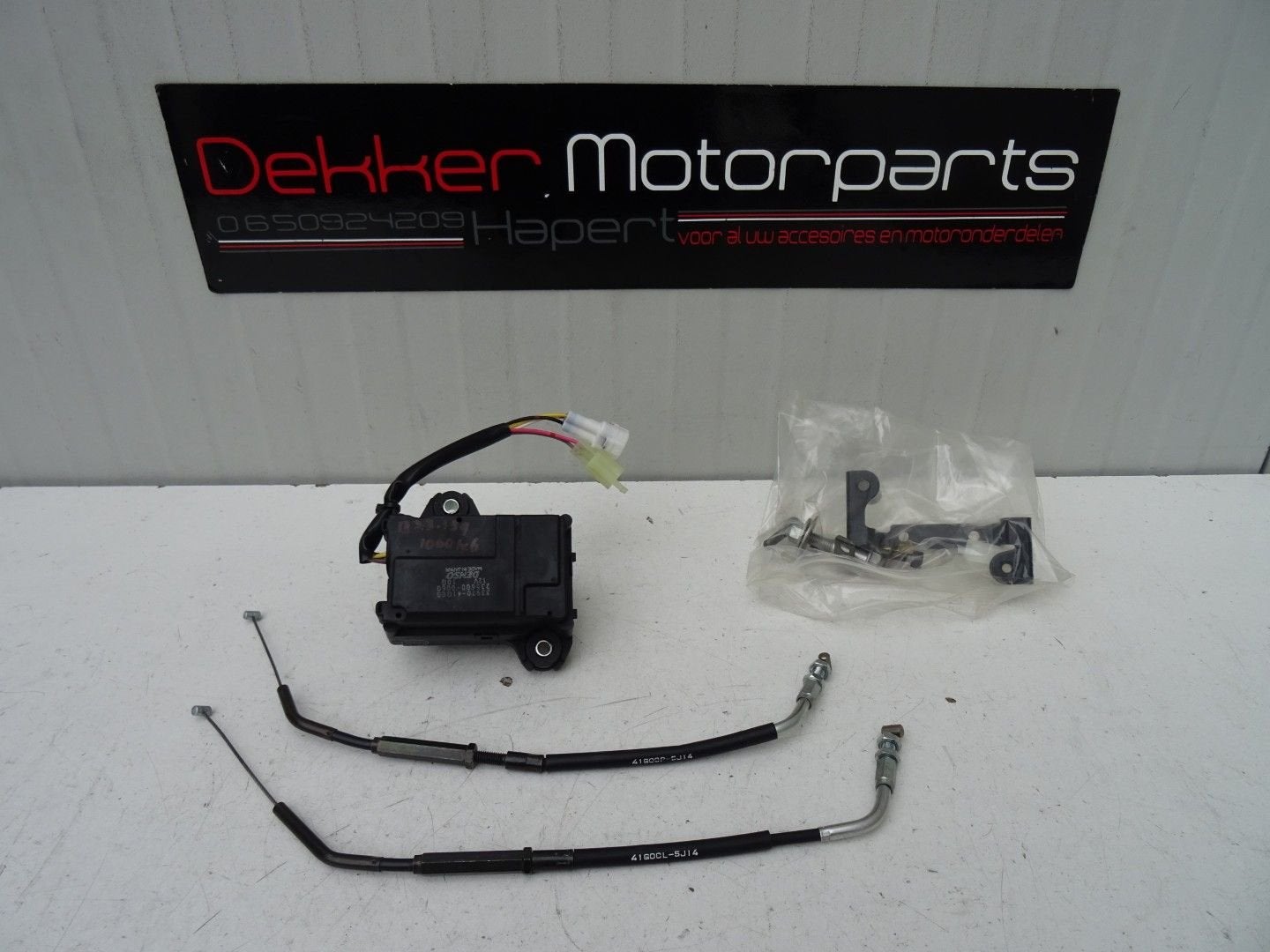 Servomotor / Servo + Kabels Suzuki GSXR1000 2005-2006 K5 K6, Ophalen of Verzenden, -, -, -