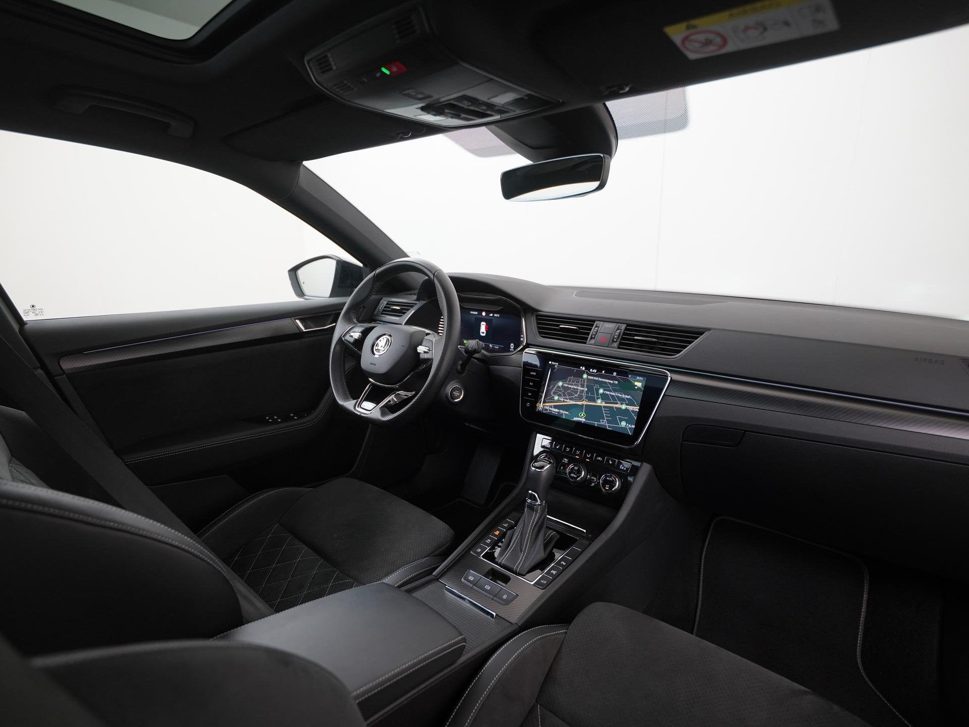 Skoda Superb Combi 1.4 TSI iV Sportline | Panoramadak | Trek, Auto's, Gebruikt, Euro 6, 4 cilinders, Alcantara