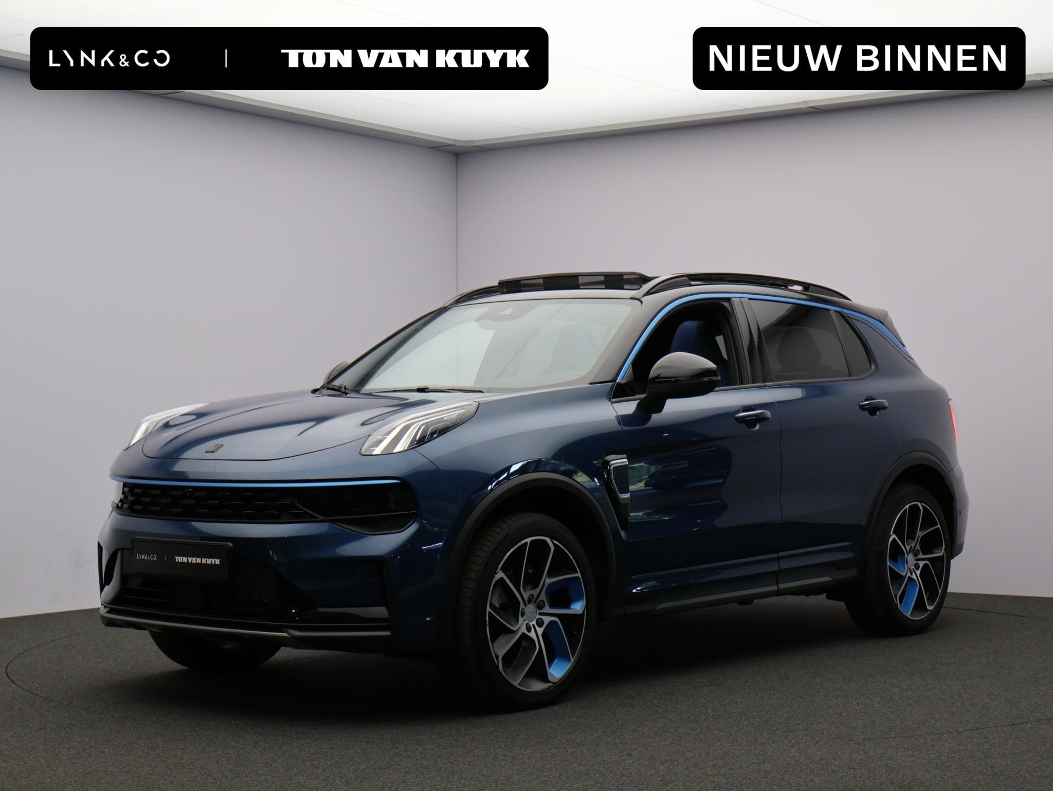 Lynk & Co 01 1.5 / Carplay / Camera / Adaptive Cruise / Pano