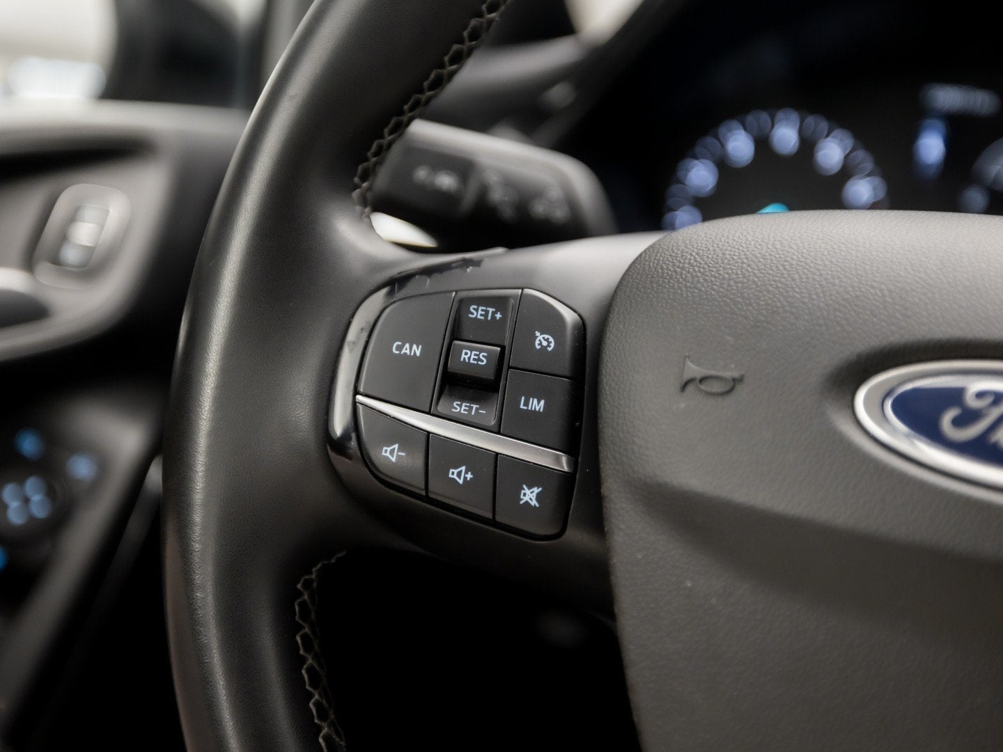 Foto 19 van Ford Fiesta 1.0 EcoBoost Hybrid Titanium Sport (APPLE CARPLA