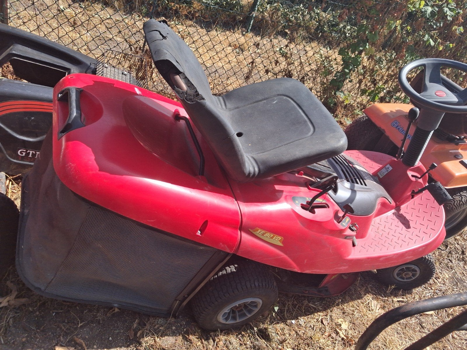 Zitmaaier  starten motor rijd niet 250e, Gebruikt, Castor Garden, Ophalen of Verzenden, Opvangbak