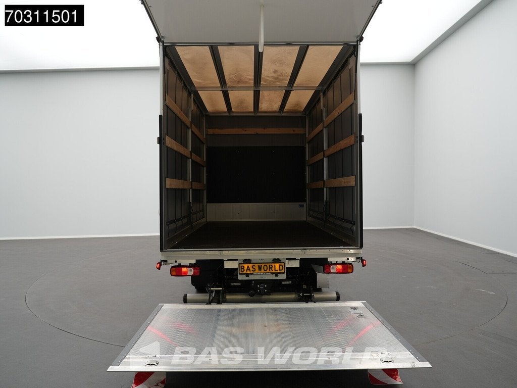 Iveco Daily 35C21 3.0L Laadklep 3,5t Trekhaak Automaat Dubbe, Automaat, Stof, Euro 6, 4 cilinders