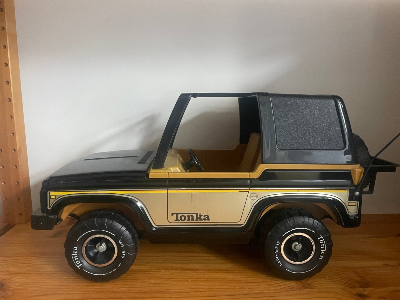Vintage Tonka Jeep MR 970 - Zwart/Beige Speelgoedauto, Kinderen en Baby's, Ophalen of Verzenden, Gebruikt