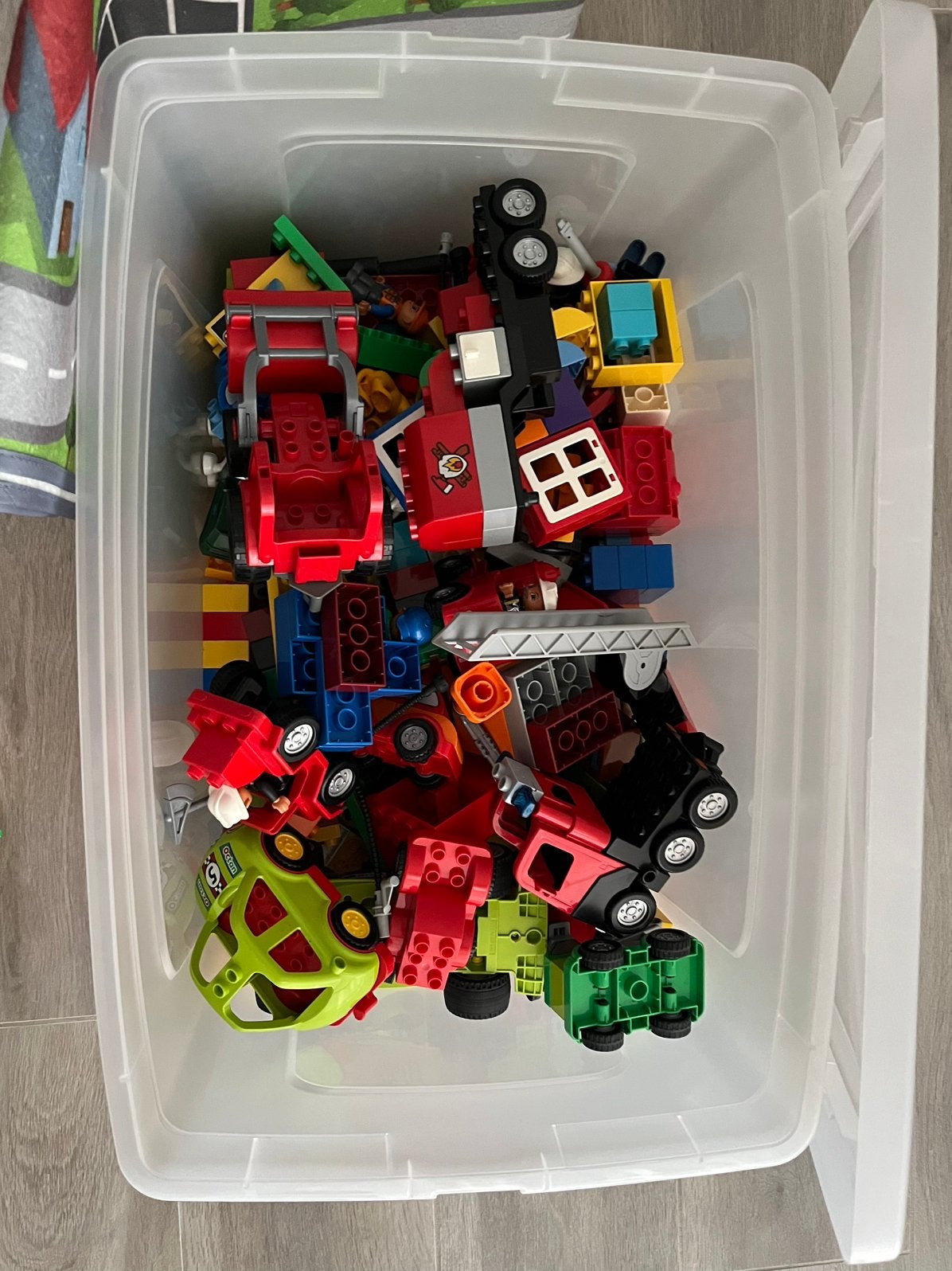 Duplo bak met grondplaat, speelkleed en diverse sets, Ophalen