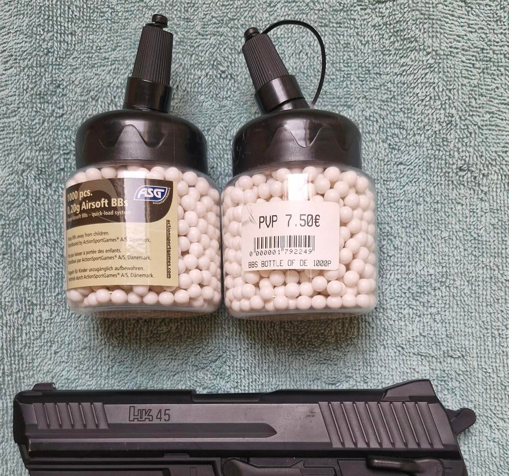 2 potjes BB kogeltjes, Sport en Fitness, Schietsport-accessoires, Ophalen of Verzenden, Nieuw
