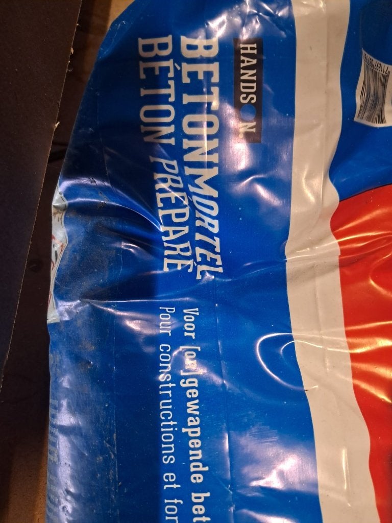 1 gesloten/droge zak beton mortel, Gratis afhalen, Doe-het-zelf en Verbouw, Ophalen, Nieuw, Bakstenen