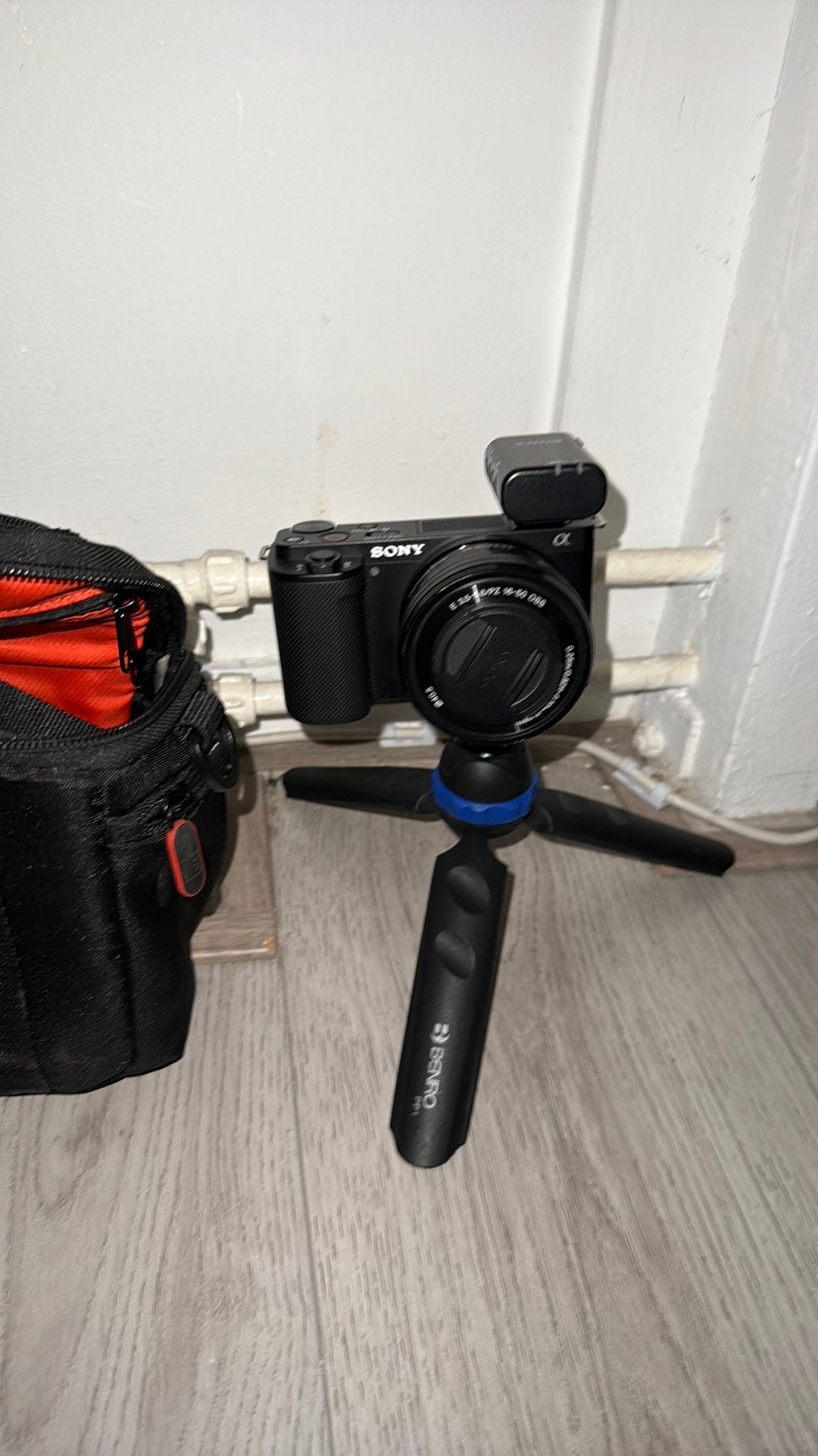 Sony ZV-E10 Vlog Set + 16-50mm Lens + Draadloze Mic + 256GB, 20x of meer, Ophalen of Verzenden, Zo goed als nieuw, Full HD