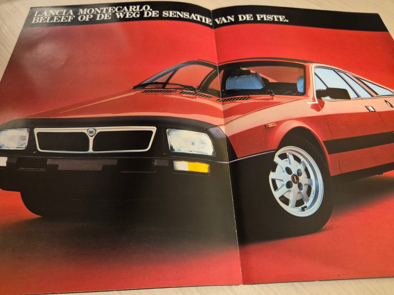 jaren 80 Nederlands Lancia Monte Carlo coupé folder izgst, Ophalen of Verzenden, Zo goed als nieuw, Overige merken