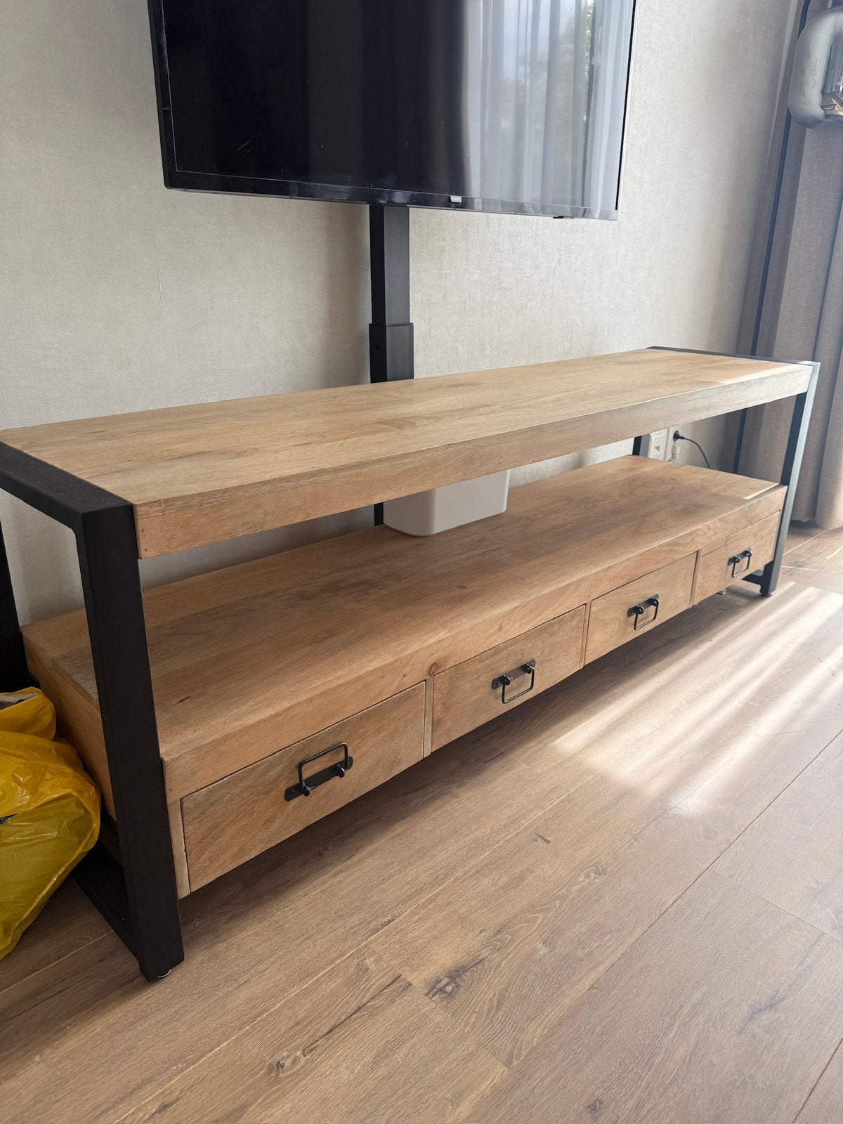 Tv meubel, Ophalen of Verzenden, Zo goed als nieuw, 25 tot 50 cm, Minder dan 100 cm
