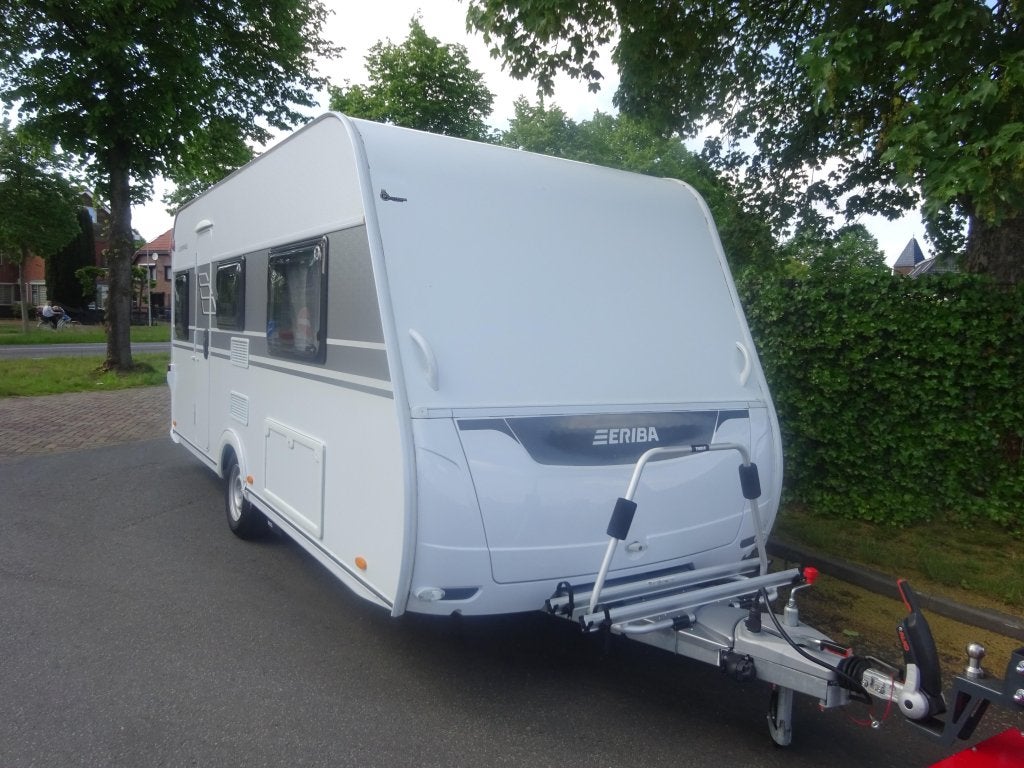 Eriba Living 450 Enkele Bedden+Mover, Standaardzit, Bedrijf, 4 tot 5 meter, Overige typen