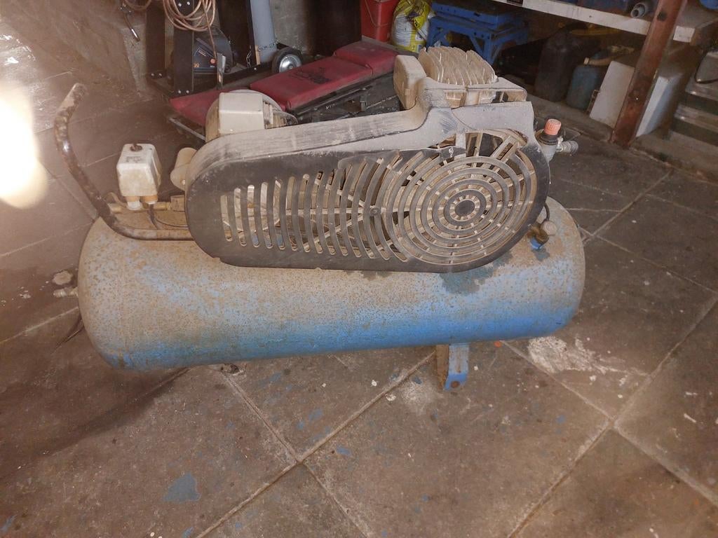 ABAC Compressor 100 liter 220V, Ophalen, Gebruikt, 200 tot 400 liter/min, Mobiel