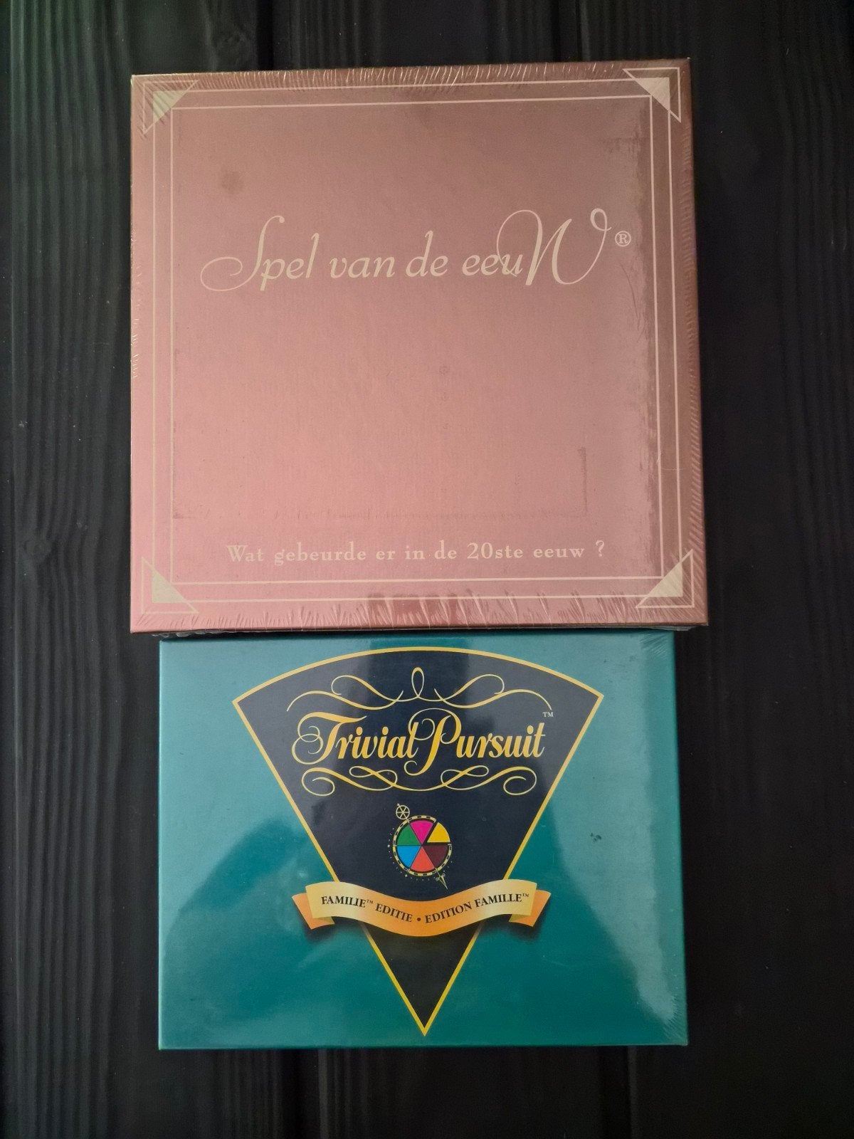 Trivial Pursuit Familie Editie & Spel van de Eeuw - Nieuw, Hobby en Vrije tijd, Ophalen of Verzenden, Nieuw