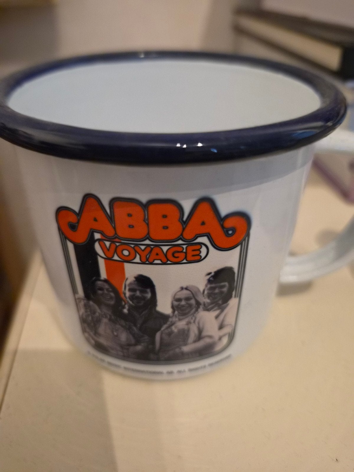 ABBA VOYAGE mokken, Verzenden