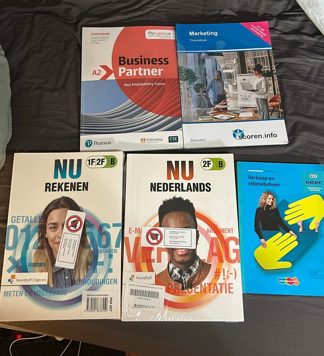 MBO boeken, Boeken, Ophalen, Zo goed als nieuw, Overige niveaus, Engels