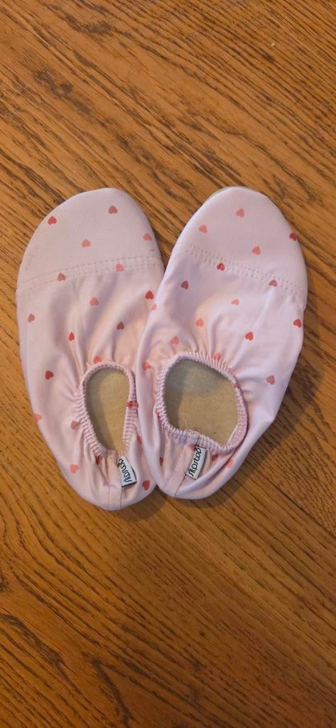 Roze Slipstopshoes met hartjes, maat 18-20, Schoentjes, Meisje, Ophalen of Verzenden, Zo goed als nieuw