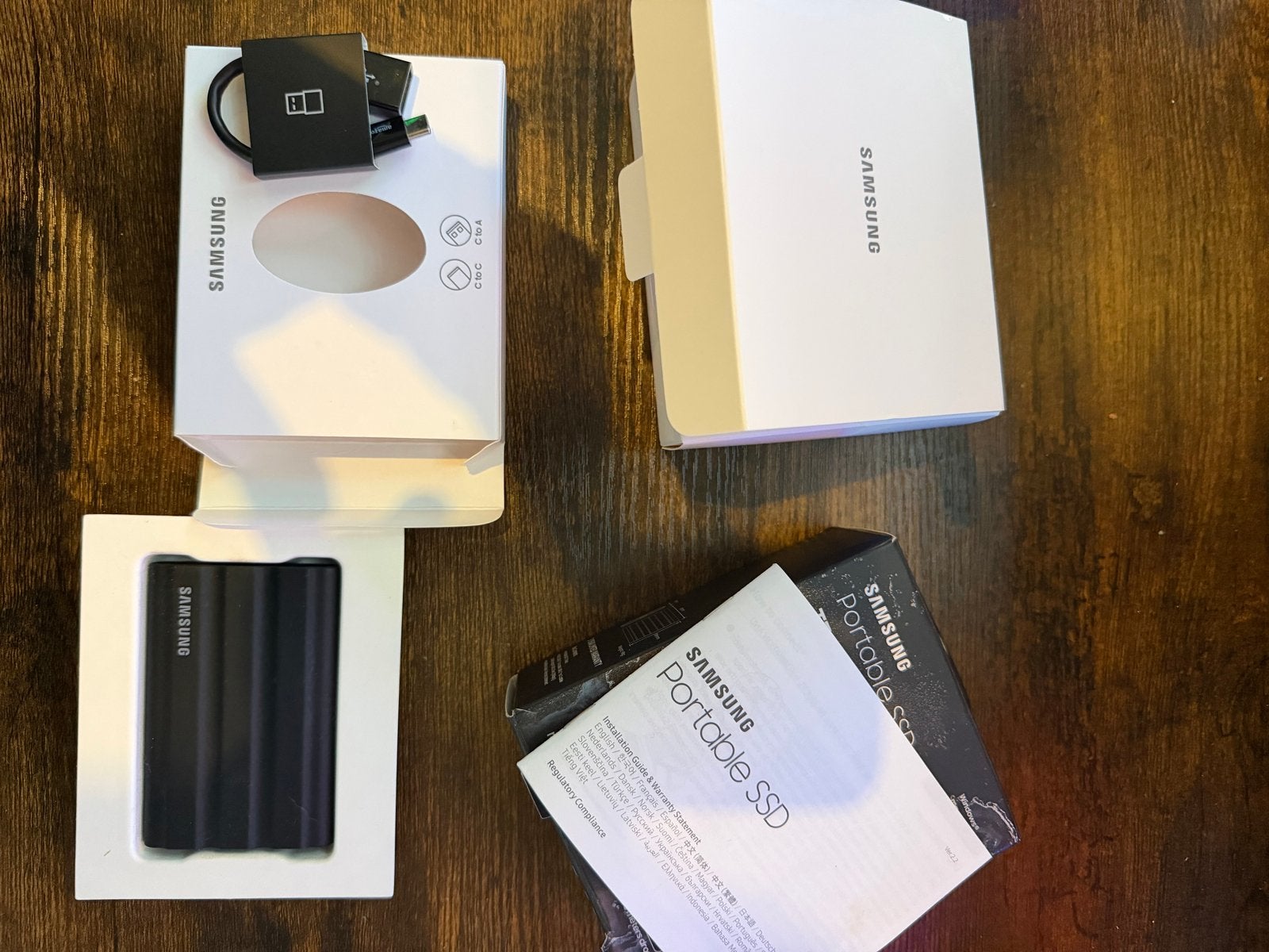 Samsung Portable SSD T7 Shield 2TB - Zwart, Computers en Software, Server, SSD, Ophalen of Verzenden, Zo goed als nieuw
