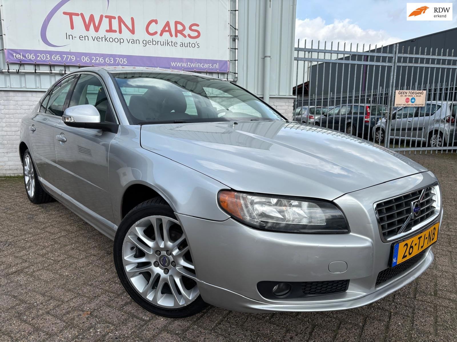Volvo S80 2.5 T Momentum Leer Navi Automaat, Auto's, 1528 kg, 2521 cc, Bedrijf, Sedan