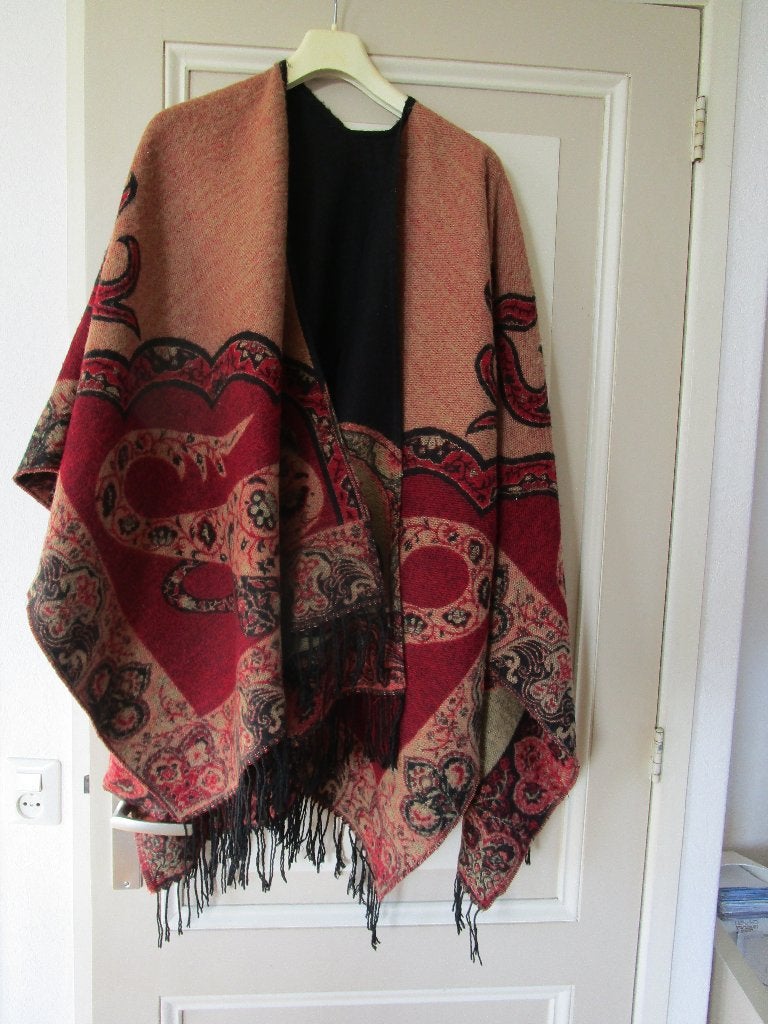 Mooie ponchosjaal, poncho sjaal., Ophalen of Verzenden, Gedragen, Maat 38/40 (M), Sjaal