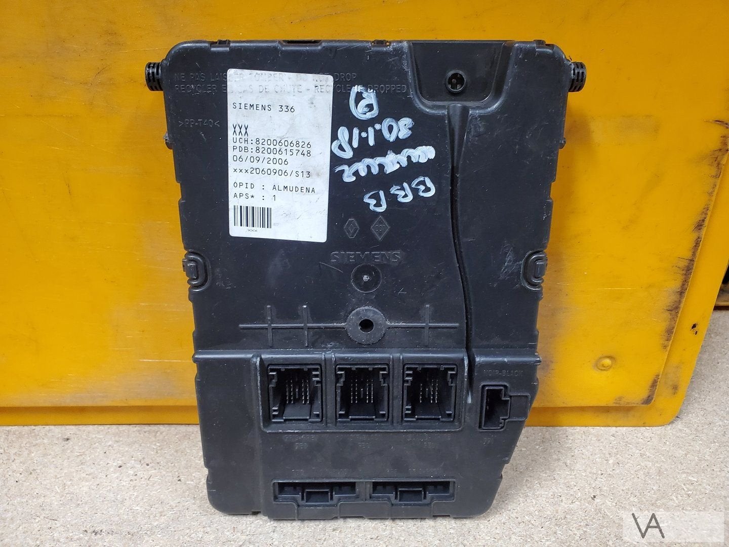 Renault Megane / Scenic 2 2003 - 2009 UCH bcm 8200606826 €30, Gebruikt, -, Renault, -