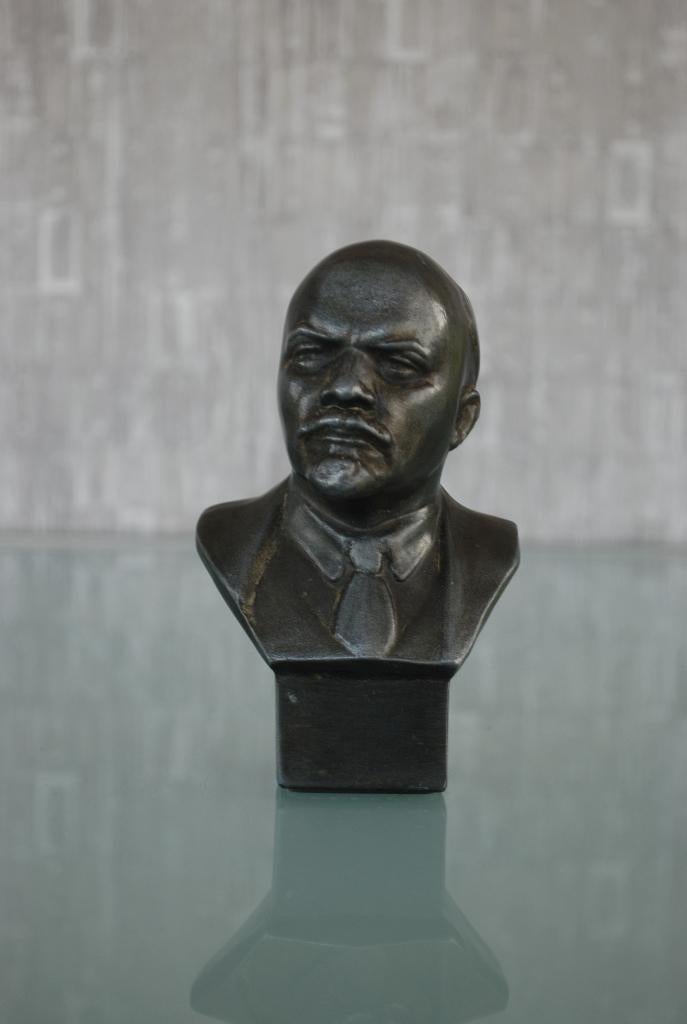Lenin Buste Gesigneerd door kunstenaar en met stempel, Antiek en Kunst, Ophalen of Verzenden
